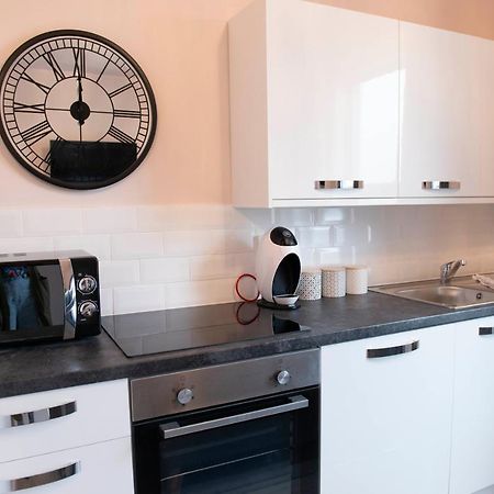 Charles Alexander Short Stay - Highcliffe Apartments Cleveleys Dış mekan fotoğraf