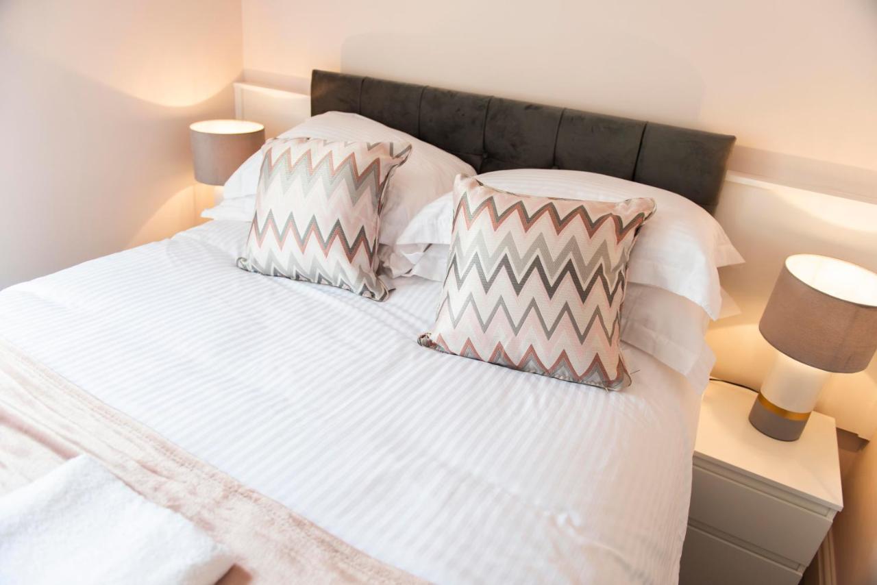 Charles Alexander Short Stay - Highcliffe Apartments Cleveleys Dış mekan fotoğraf