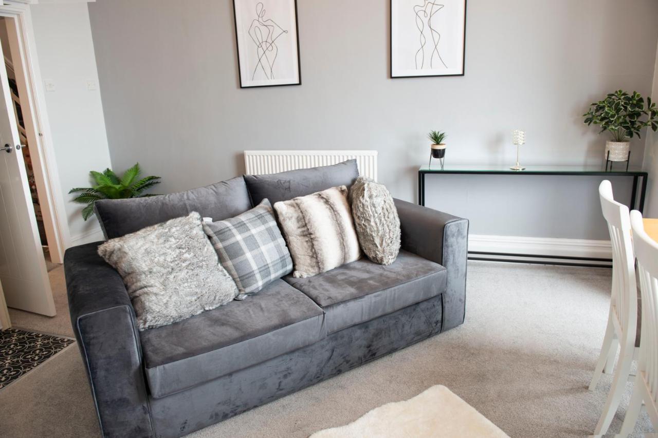 Charles Alexander Short Stay - Highcliffe Apartments Cleveleys Dış mekan fotoğraf