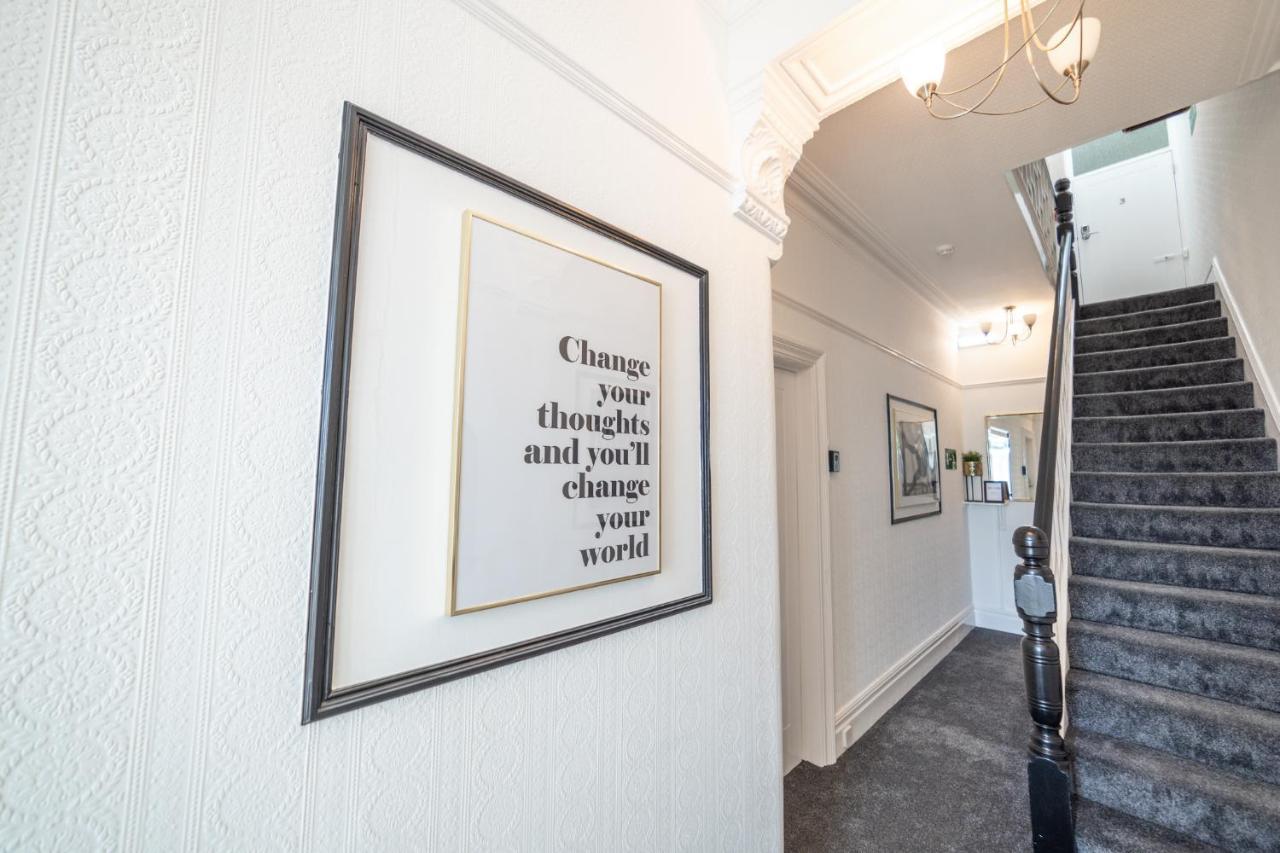 Charles Alexander Short Stay - Highcliffe Apartments Cleveleys Dış mekan fotoğraf