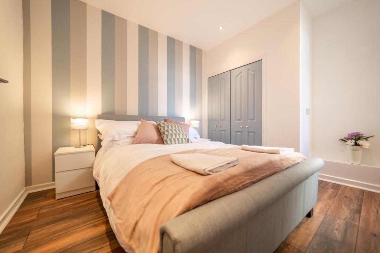 Charles Alexander Short Stay - Highcliffe Apartments Cleveleys Dış mekan fotoğraf