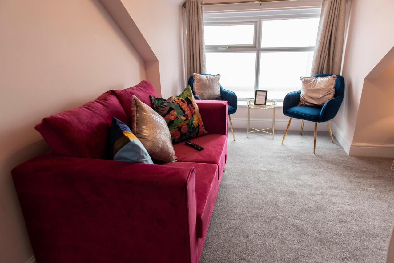 Charles Alexander Short Stay - Highcliffe Apartments Cleveleys Dış mekan fotoğraf